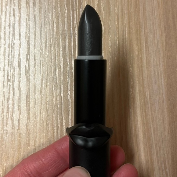 Pat McGrath Noir Lip Balm - Picture 3 of 5